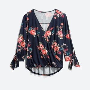 Tie sleeve navy floral knit top